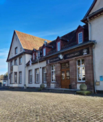 Waldbahnof 300